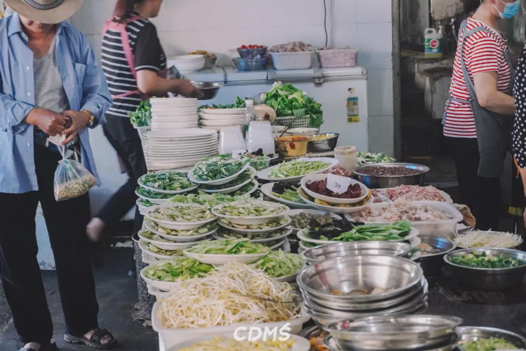 在成都愿意反复去吃的小破店，先推荐8家
